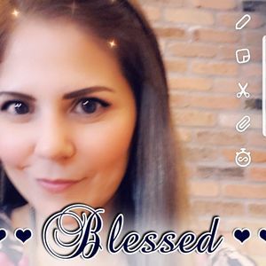 Meet your Posher, Nohemi